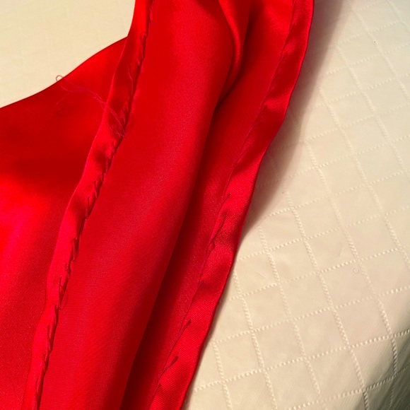 Bebe 0X Red Satin Lingerie. - Picture 5 of 7